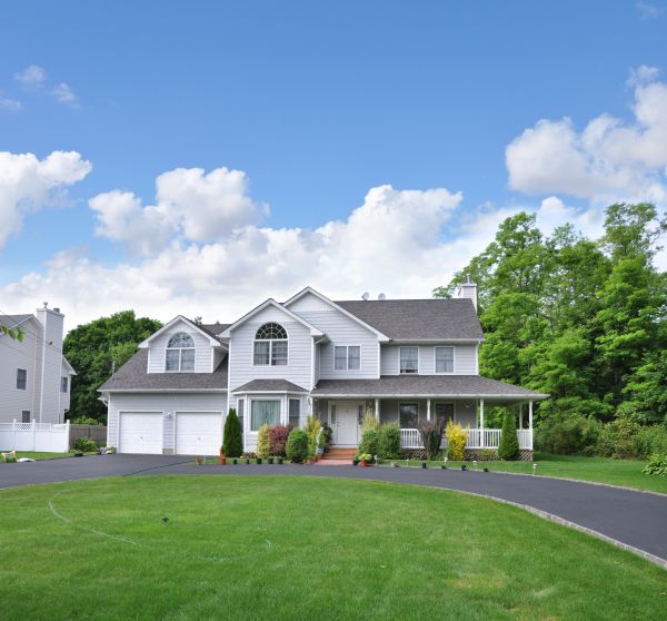 Asphalt Driveway Sealcoating in Huntsville